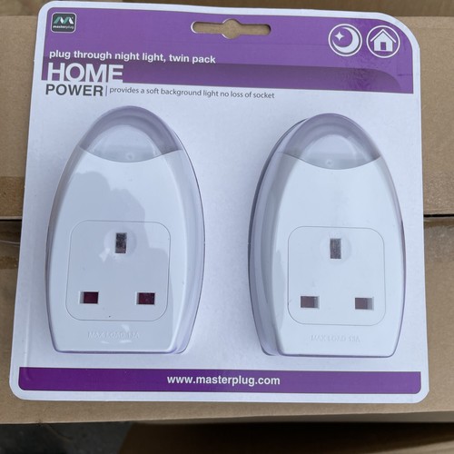 Masterplug plug through night - plug,