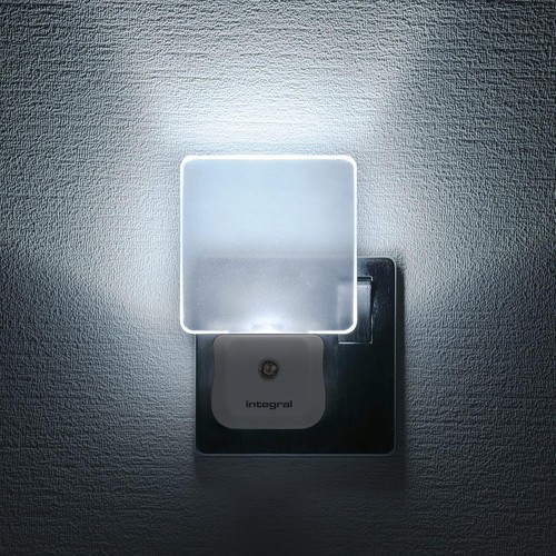 Integral led plug - integral,