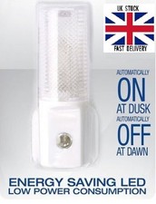 New Auto On Off LED Plug In