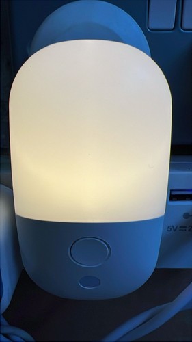 Plug night light dusk to - night,